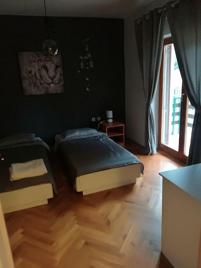 Apartmani Marin Вуковар Екстер'єр фото